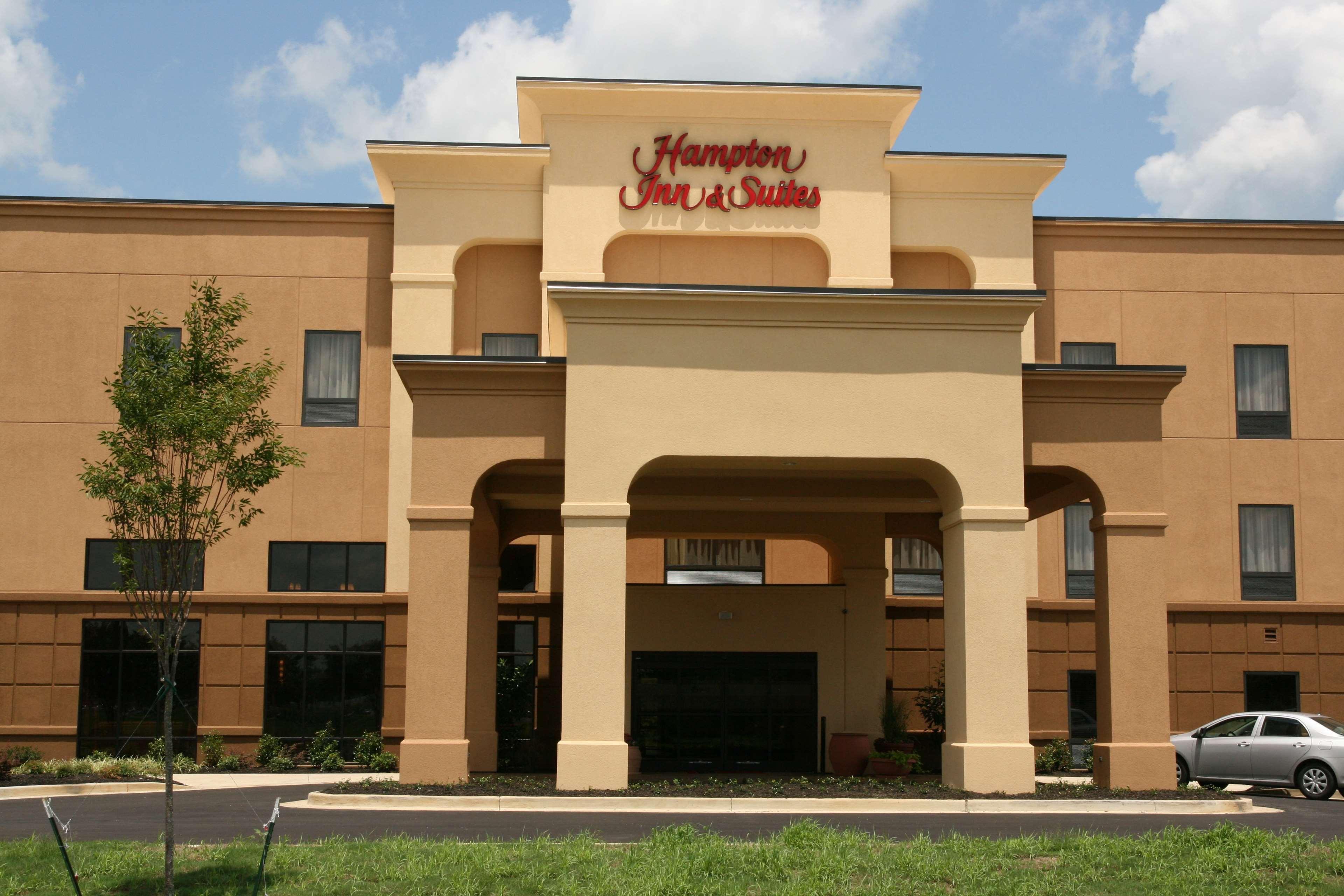 Hampton Inn & Suites West Point Exterior photo